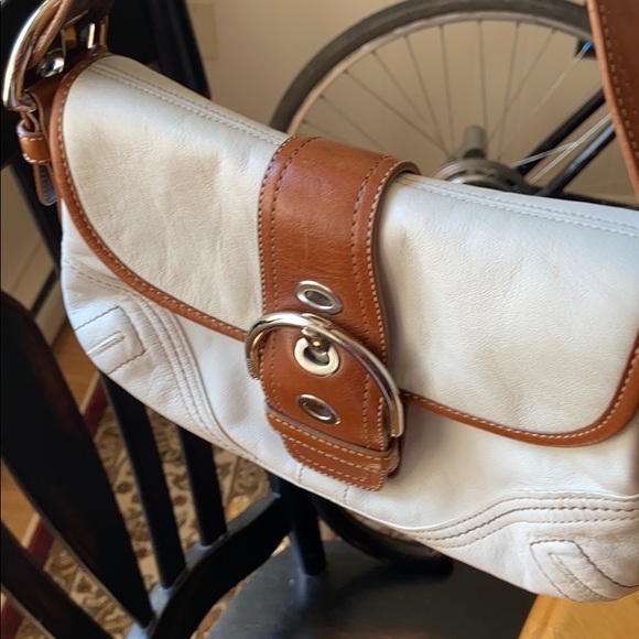Coach leather shoulder **last week available** - Picture 10 of 14
